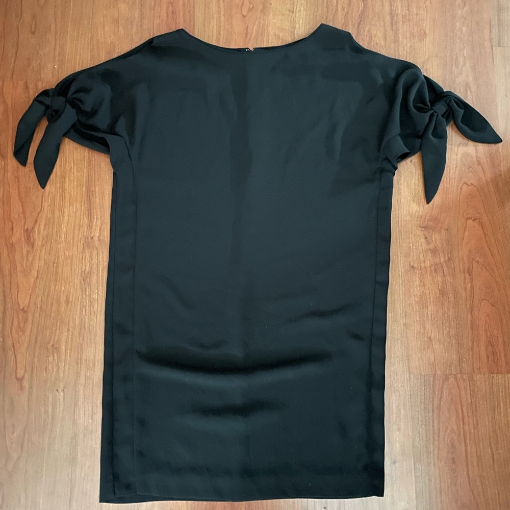 Vince Camuto Short Sleeve Tie Shift Dress